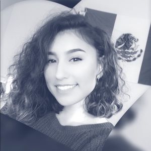 Meet your Posher, Jasmin